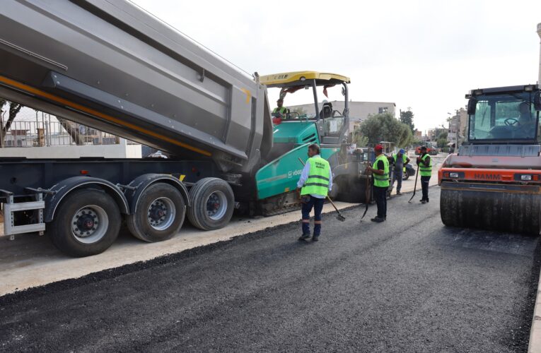 AKBELEN MAHALLESİ’NDE SICAK ASFALT ÇALIŞMASI TAMAMLANDI