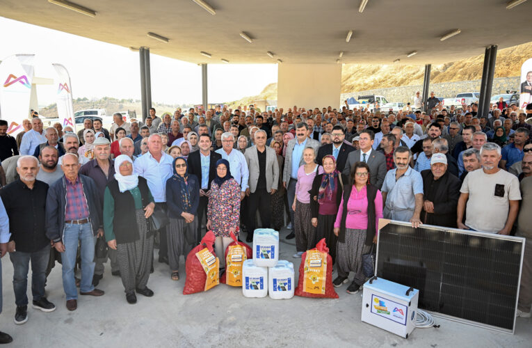 BÜYÜKŞEHİR’DEN ÜRETİMİN KALBİNİ ATTIRAN ÇİFTÇİLERE TARIMSAL DESTEK