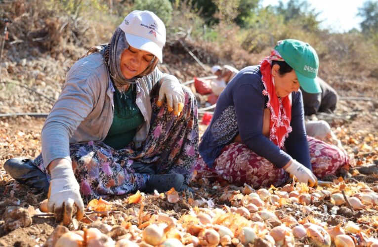 BAŞKAN YILDIZ, “KADIN ELİ VE EMEĞİ ÇOK KIYMETLİ”