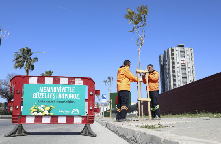 MERSİN BÜYÜKŞEHİR’DEN ‘AĞAÇLANDIRMA KAMPANYAS