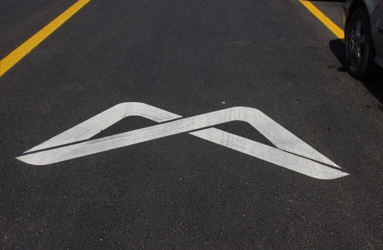 MERSİN BÜYÜKŞEHİR’İN YOL YAPIM EKİPLERİ MEZİTLİ YENİ MAHALLE’DE YOL YENİLEME ÇALIŞMASI GERÇEKLEŞTİRDİ